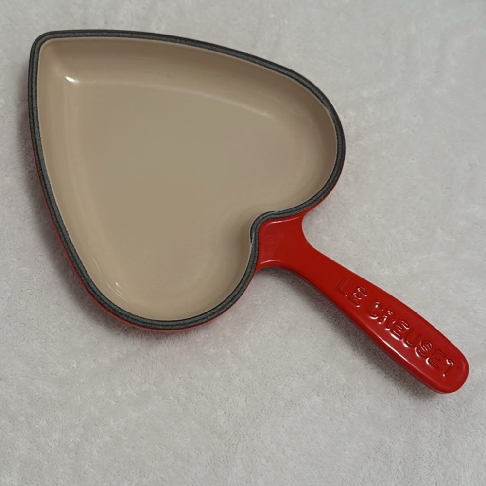 Le Creuset Heart Dish